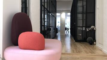 Luxury Apartment, Non Smoking | Room amenity