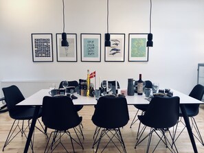 Luxury Apartment, Non Smoking | In-room dining