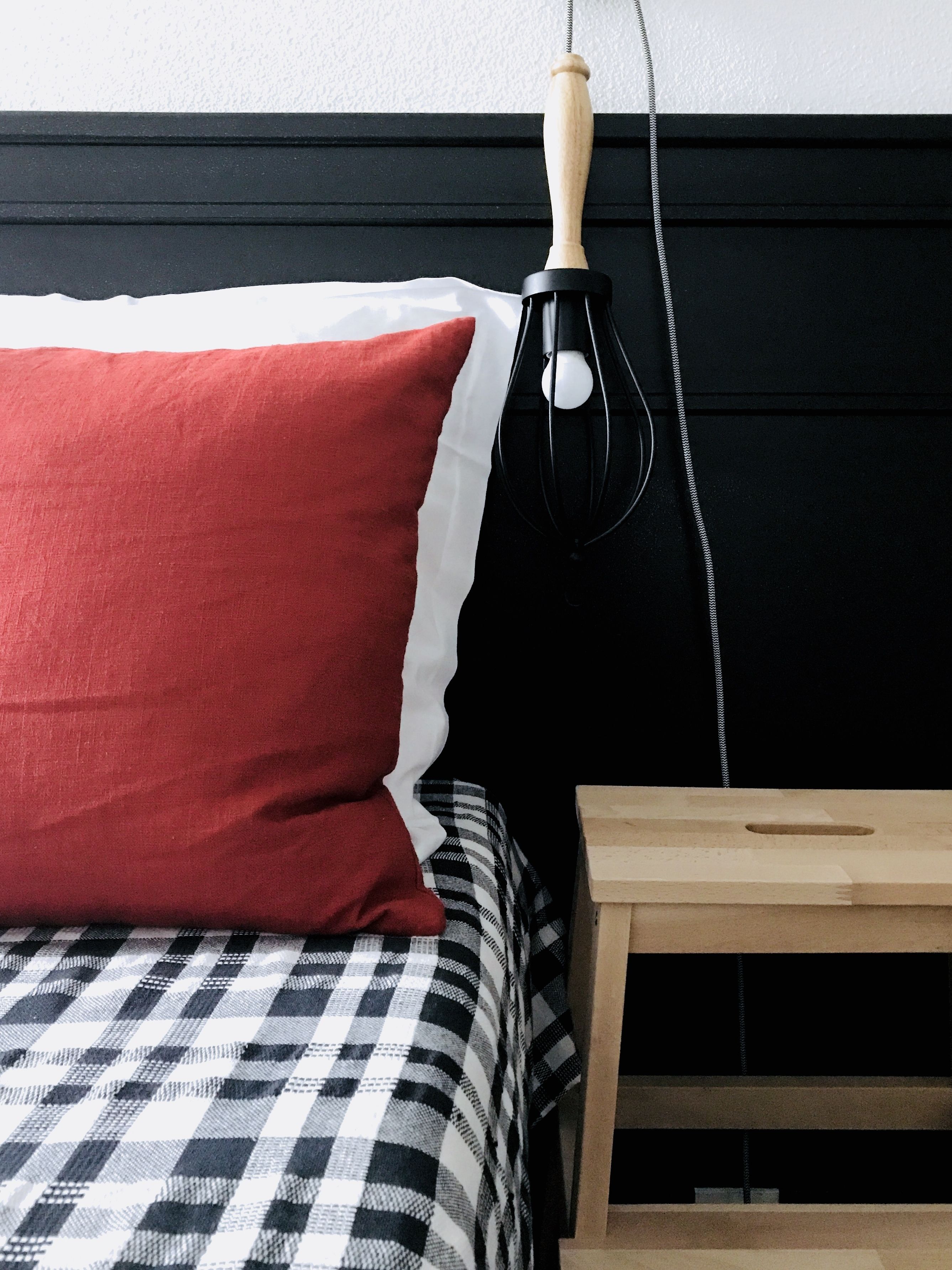 twin room | blackout curtains, soundproofing, iron/ironing board, free wifi