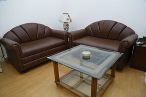 Chambre Exécutive, 1 trÚs grand lit, fumeur