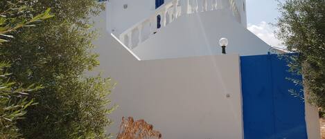 Entrée de l’hébergement