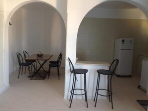 Comfort Apartment, 2 Bedrooms | Living area | Plasma TV - Menzel Rayen (Djerba Midun)