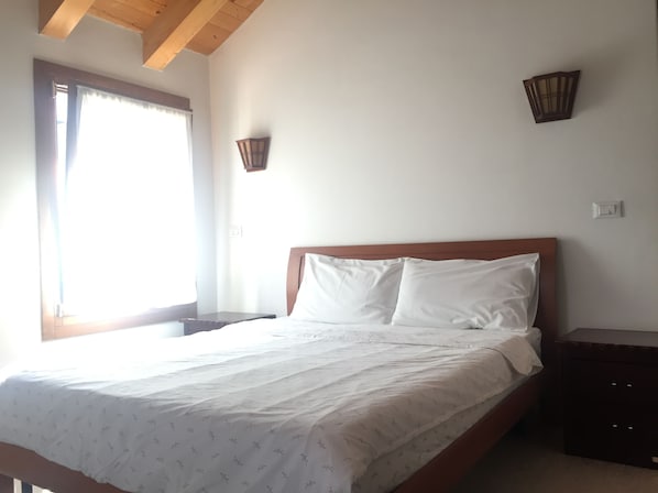 In-room safe, desk, blackout curtains, rollaway beds