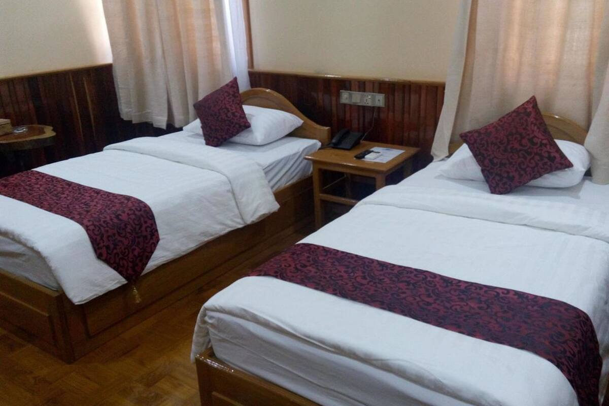 Superior Double or Twin Room, Garden Area | Langsir/tirai gelap terus, Wi-fi percuma 