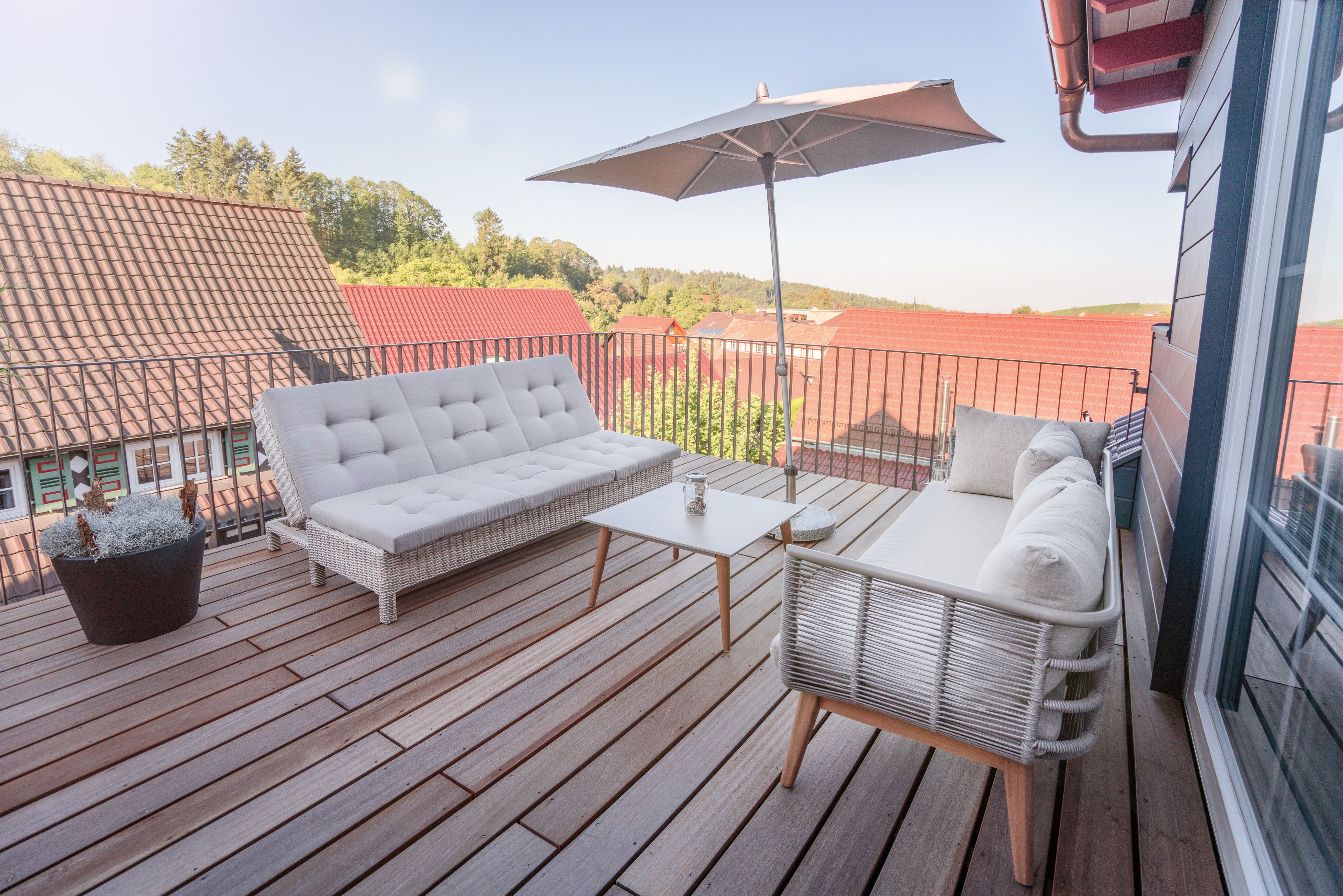 Deluxe-Doppelzimmer, Balkon | Hochwertige Bettwaren, Minibar, Zimmersafe, Schreibtisch