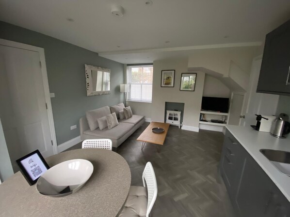 Lounge - The Studio (Worthing)