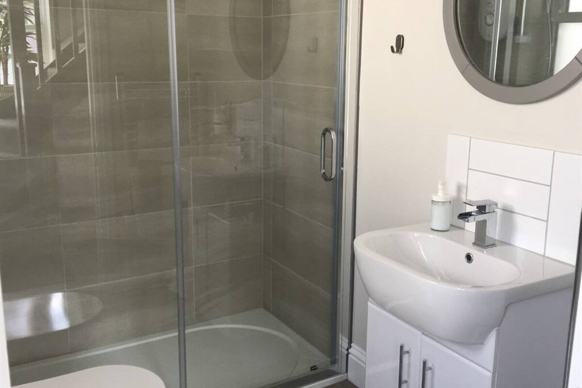 Apartment, Private Bathroom, Garden View | Bathroom