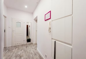 Apartment, Ensuite | Iron/ironing board