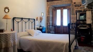 Suite | Decoració individual, mobiliari individual i planxa i posts de planxar