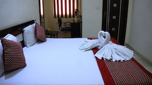 Free WiFi, bed sheets
