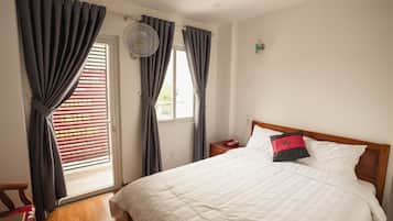Quarto solteiro, vista para a montanha | Frigobar, escrivaninha, quartos à prova de som, Wi-Fi de cortesia