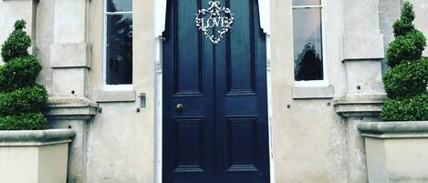 Entrée de l’hébergement