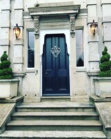 Entrada al alojamiento