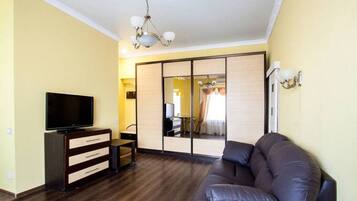 Standard-Apartment, Mehrere Betten, Nichtraucher | 1 Schlafzimmer, individuell eingerichtet, Schreibtisch