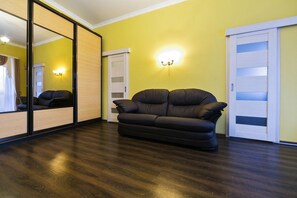 2 bedrooms, individually furnished, desk, laptop workspace