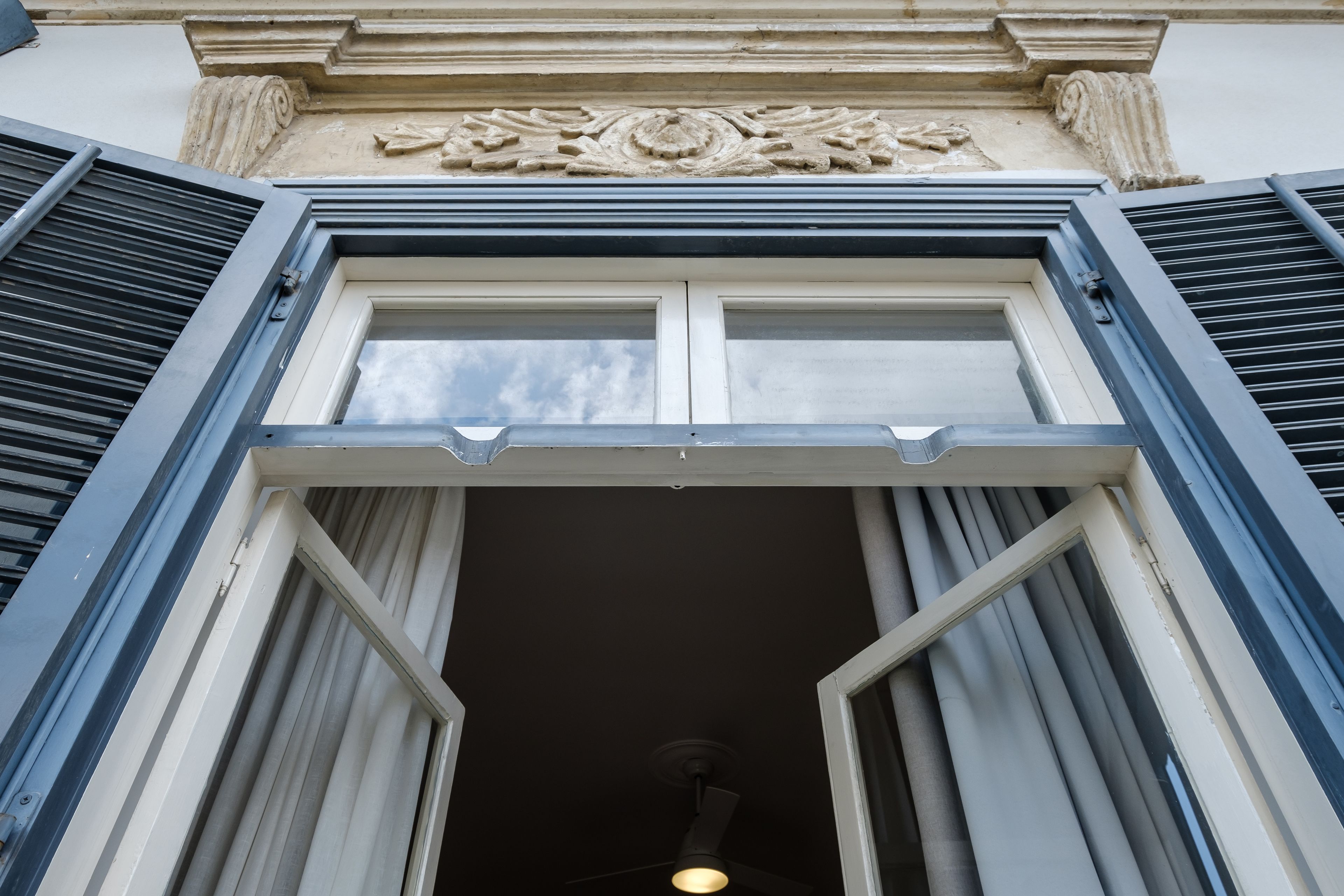 Deluxe Double Room, 1 Queen Bed, Non Smoking, City View | Desk, blackout drapes, iron/ironing board, free WiFi