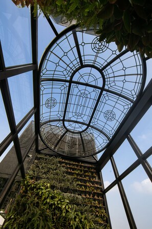 Rooftop bar - La Sinfonia Citadel hotel and Spa (Hanoi)