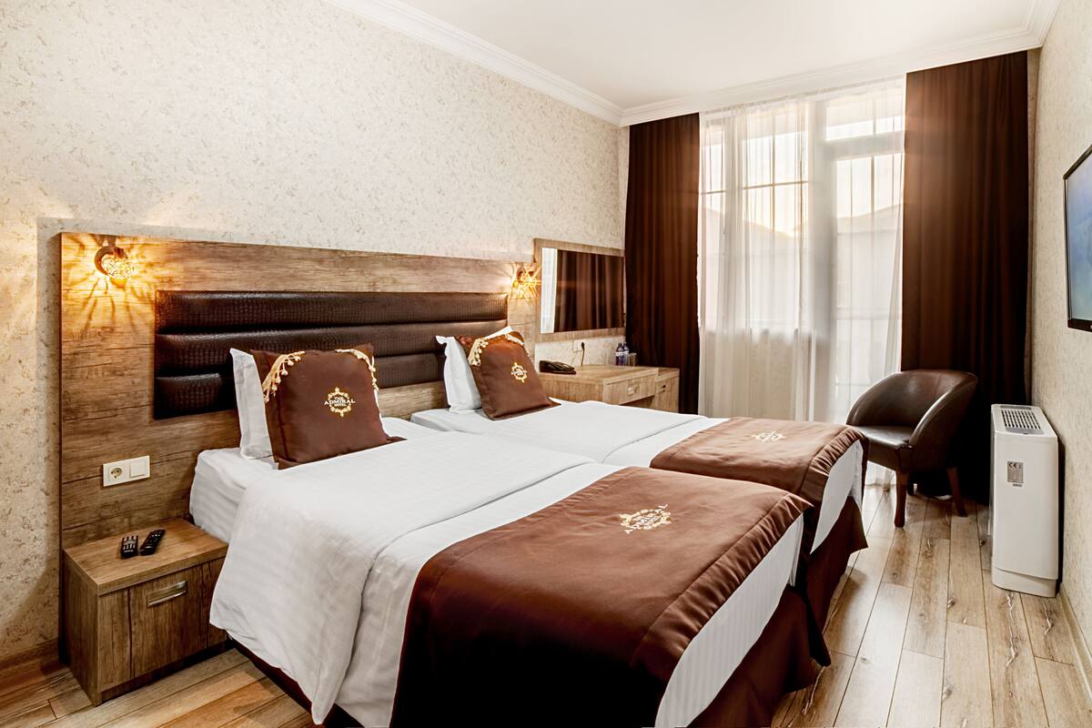Minibar, in-room safe, iron/ironing board (on request)