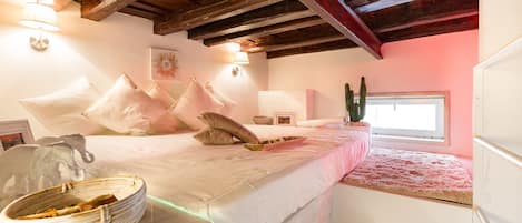 Departamento, Terraza | 3 habitaciones, muebles diferentes y insonorización