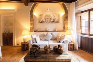 Apartment, 2 Schlafzimmer | Wohnbereich