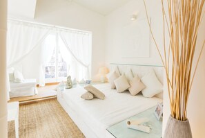 Interior - Campo Dream (Rome)