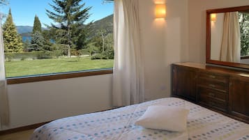 Classic House, Multiple Beds | Staircase