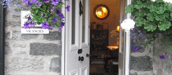 Garth Dderwen Guest House