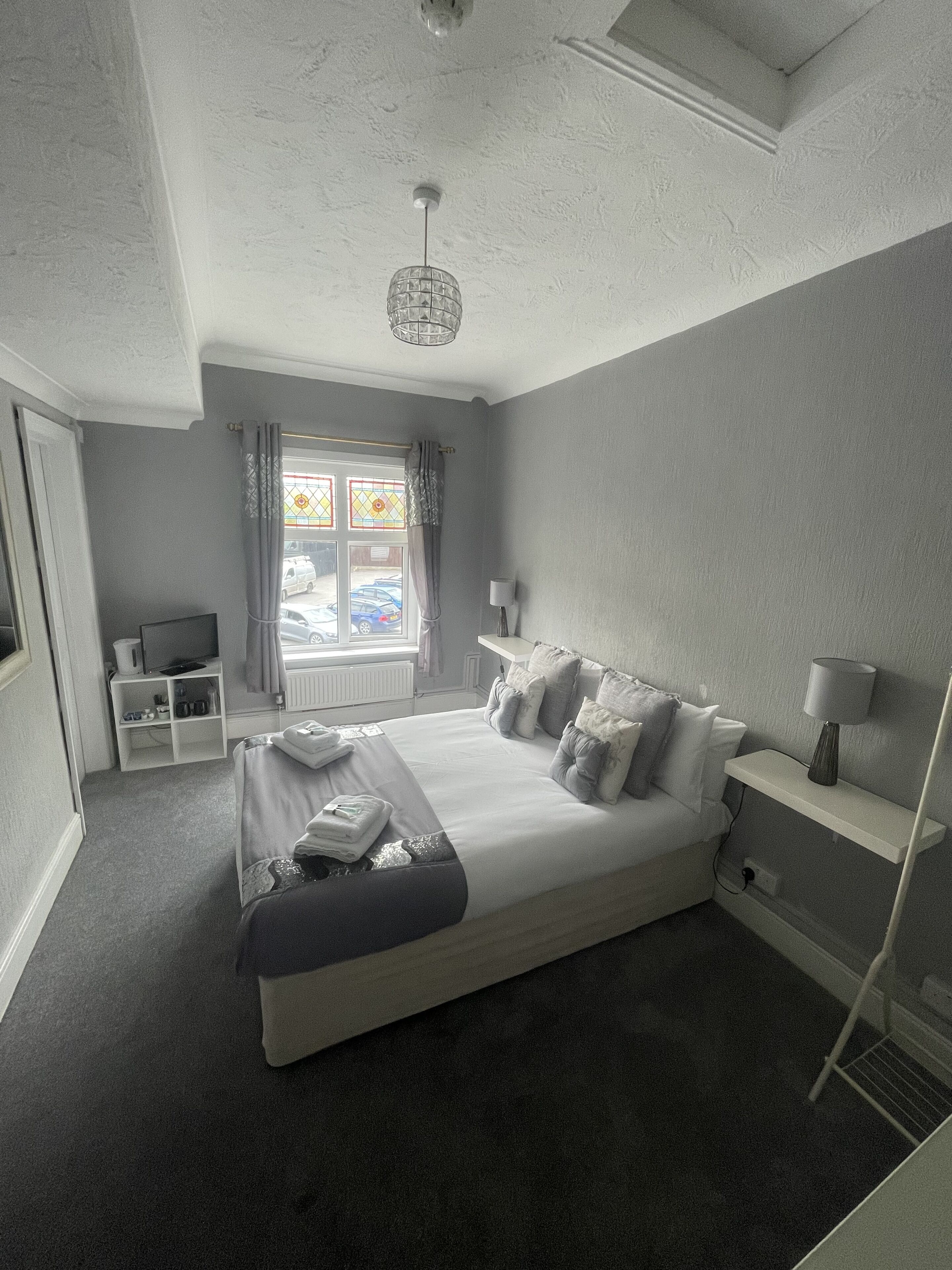 Wifi gratuïta i roba de llit 