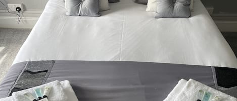 1 habitación, wifi gratis y ropa de cama
