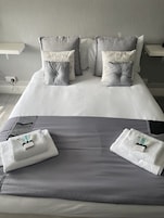 Wifi gratis y ropa de cama 