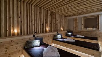 Couples treatment room(s), hot stone massages, deep-tissue massages