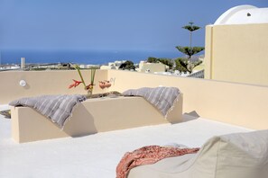 Terrace/patio - Alia Mansion by K&K (Santorini)
