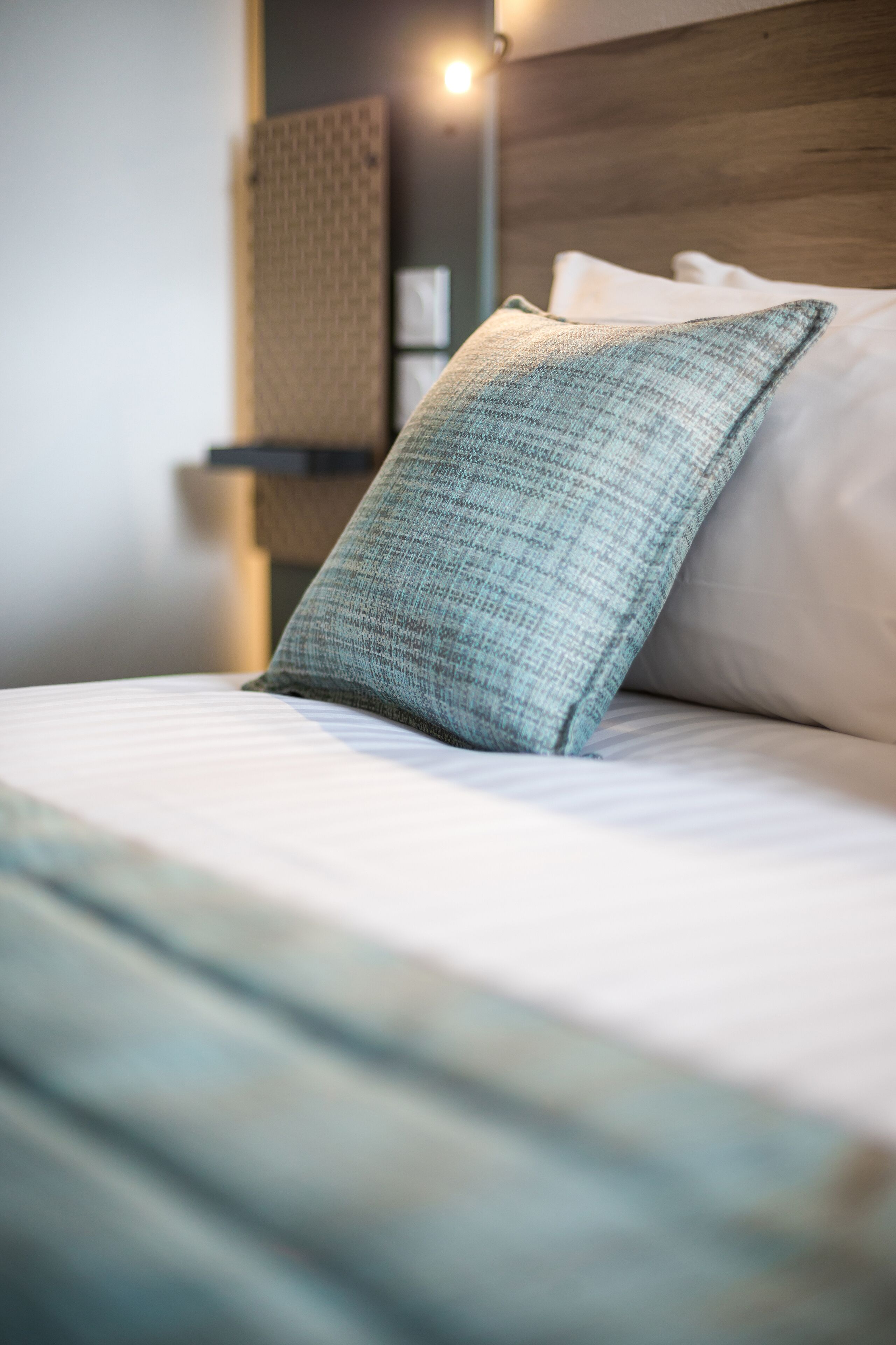 superior room, 1 king bed, non smoking | premium bedding, individually decorated, individually furnished, desk