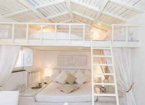 Maisonette