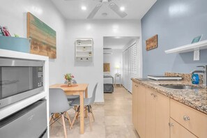 Queen Suite w/Kitchenette-Unit 4 | Ausblick vom Zimmer