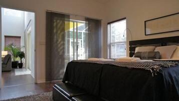 Apartment | 5 bedrooms, iron/ironing board, cribs/infant beds, travel crib