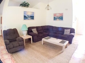 Apartment | Living area