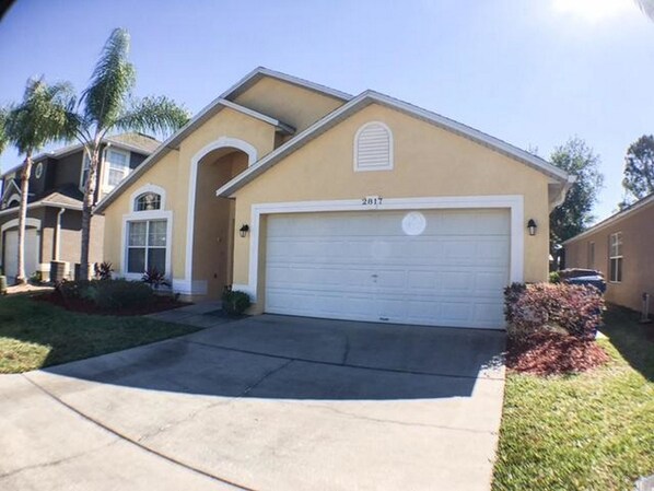Apartment | Property entrance