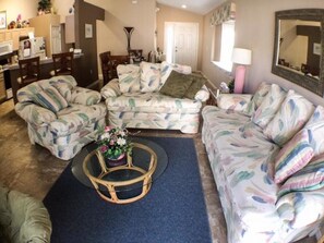 Apartment | Living room