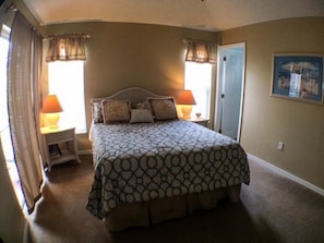 Apartment | 4 bedrooms, iron/ironing board, free WiFi, bed sheets