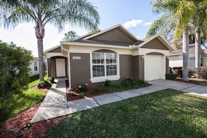 House | Front of property - Hemingway House Holiday home 3 Bedroom (Haines City)
