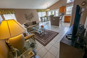 Casa | Zona de estar | Una televisión