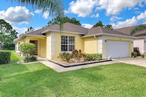 Apartment | Front of property