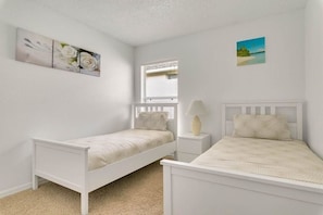 Appartement | 4 chambres, fer et planche à repasser, Wi-Fi gratuit, draps fournis