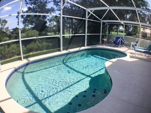 Apartment | Outdoor pool