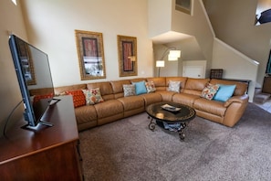 Apartment | Living area | TV - Mallory Pad Apartment 4 Bedroom (Haines City)