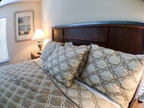 Apartment | 4 bedrooms, iron/ironing board, free WiFi, bed sheets - Mariner Pad Apartment 4 Bedroom (Haines City)