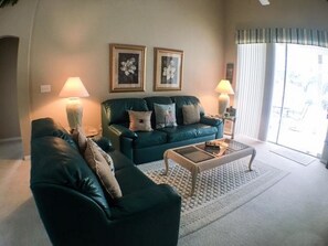 House | Living area - Southern Dunes House Holiday home 3 Bedroom (Haines City)