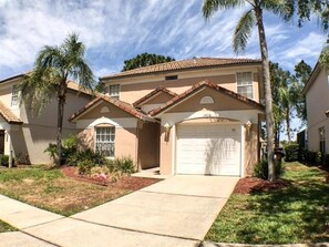 Apartment | Front of property