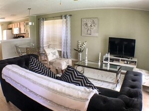 Apartment | Living area